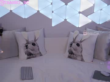 webcam girl taanni_bc live cam image #4412700