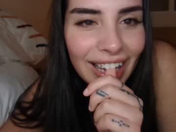 webcam girl chloekittenuk live cam image #6794950
