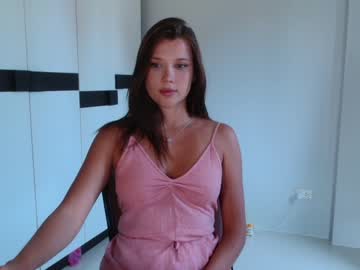 webcam girl bitter_moon live cam image #6605452