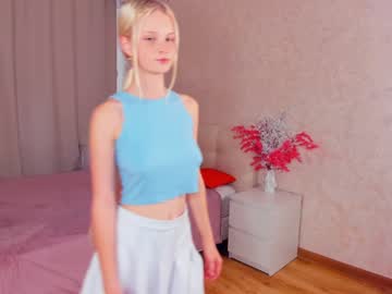 webcam girl evelyncantu live cam image #5497369