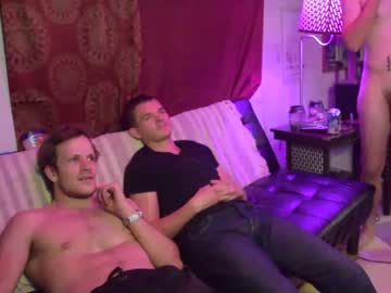webcam man hollandhousestudios live cam image #1203927