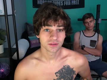 webcam man crashmonroe live cam image #2501614
