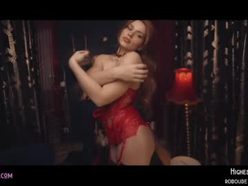 webcam girl lucieoude_ live cam image #1604200
