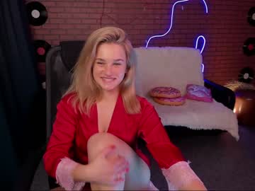 webcam girl leila_wow live cam image #1481078