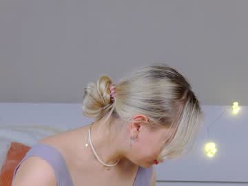 webcam girl evi_wow live cam image #4432000