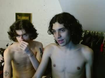 webcam man gowther__ live cam image #4674959