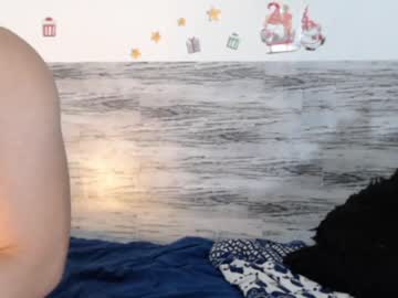 webcam man muscle_21_bloder live cam image #3493058