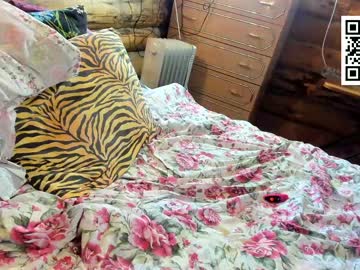 webcam girl camillabenz live cam image #5183136
