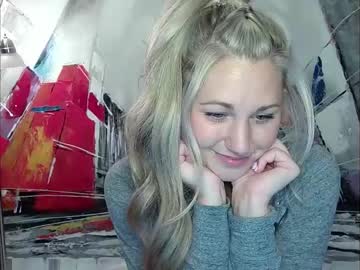 webcam girl piercedgamer live cam image #5108733