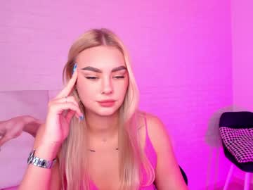 webcam girl 8a8y_nura live cam image #1196951