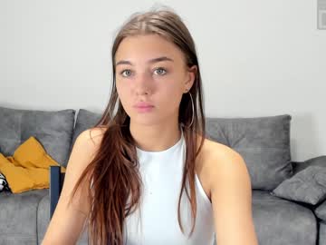 webcam girl lilly_mattsson live cam image #2615337