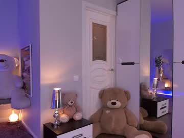 webcam girl muza_da_vinchi live cam image #369529