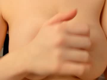 webcam girl margarethowell live cam image #6159716