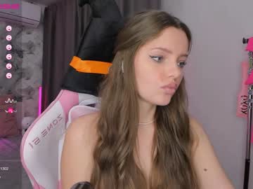 webcam girl julia_sweetiest_passion live cam image #5679877