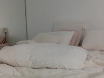 webcam girl alaiaxox live cam image #6086886
