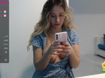 webcam girl theellenshow live cam image #3645922
