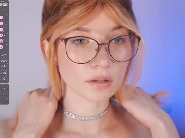 webcam girl illegaldream live cam image #4918218