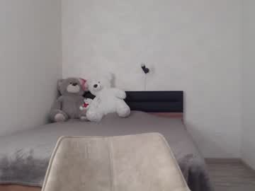 webcam girl alexa_little live cam image #4650572