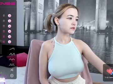 webcam girl eve_woods live cam image #2411826