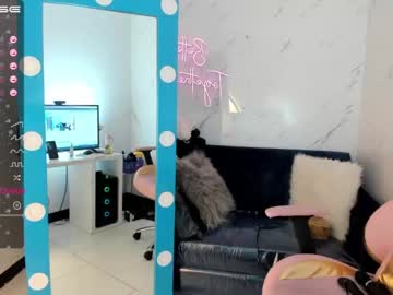 webcam girl sweet_littleee live cam image #945913