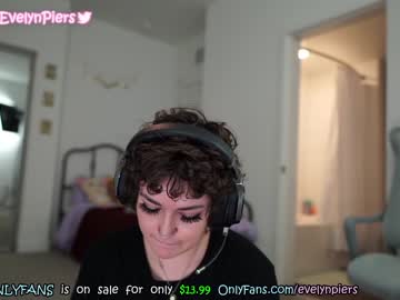 webcam girl evelynpiers live cam image #2057829