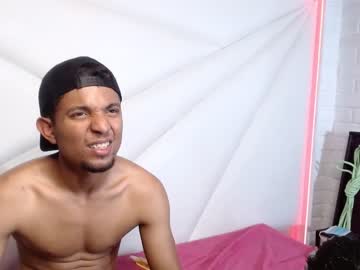 webcam couple baby_luu_ live cam image #6142519