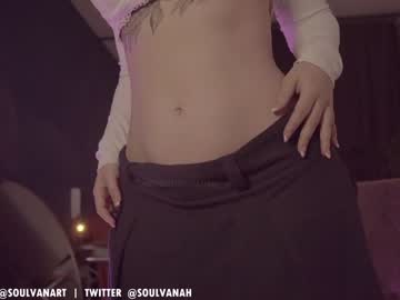 webcam girl soulvanah live cam image #3067122