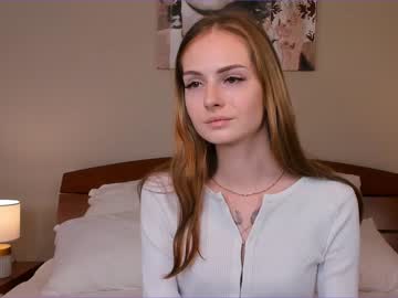 webcam girl milaniapayne live cam image #6144918