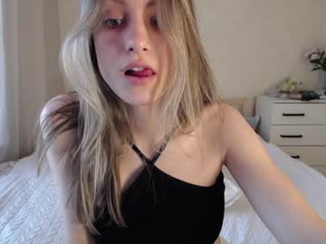 webcam girl fflloowweerr live cam image #5584146