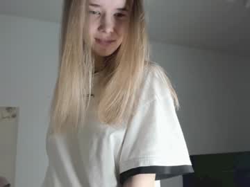webcam girl infinite_reality live cam image #5509482