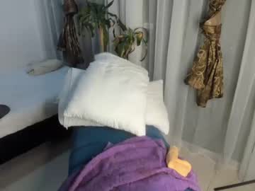 webcam girl naeily_evans live cam image #5340135