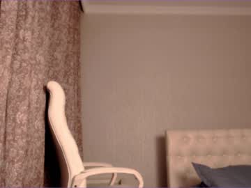 webcam girl kim_yana live cam image #1285138
