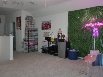 webcam girl pr3ttyp1nkpussy live cam image #1677205