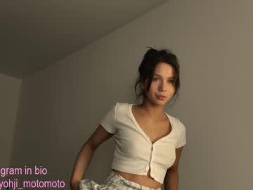 webcam girl yohji_yamamotoo live cam image #3818772