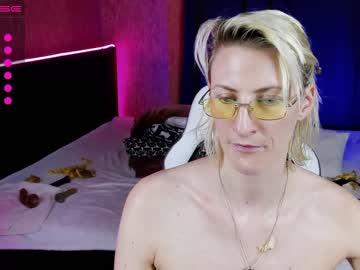 webcam girl eva__blonde live cam image #2133442
