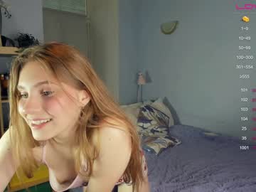 webcam girl youne_and_beautiful live cam image #4867166
