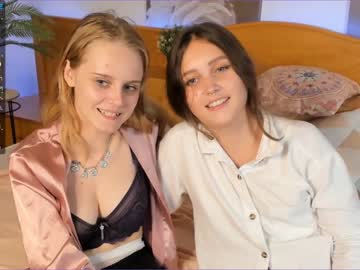 webcam couple lorihanson live cam image #2373175