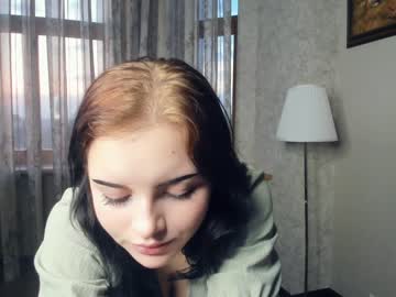 webcam girl cute_caprice live cam image #4471375
