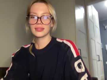 webcam girl angel_from_sky live cam image #2579254