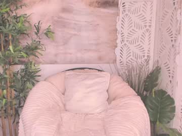 webcam girl yourmidnightcoffee live cam image #2393742