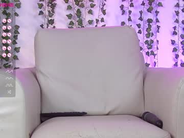 webcam girl shycinderella live cam image #4532407