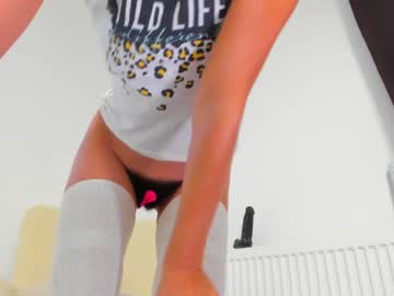 webcam girl school_and_sex live cam image #5575338