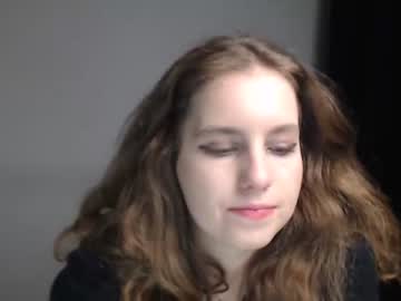 webcam girl mija_mari live cam image #3194407