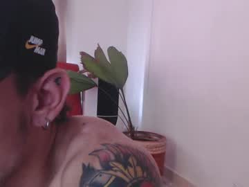 webcam man fratguysonline live cam image #3209262