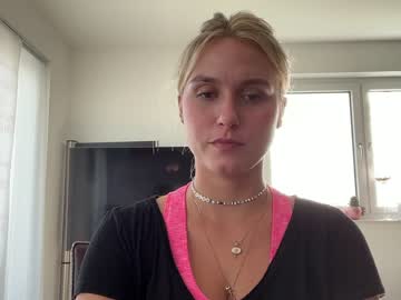 webcam girl sarahsapling live cam image #5412259