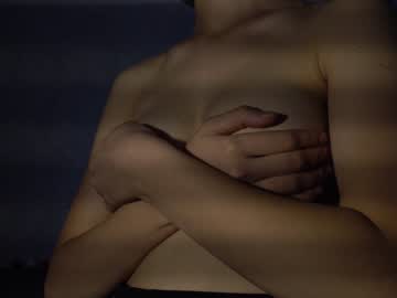 webcam girl little_animal live cam image #5601884