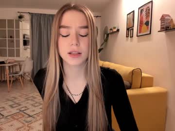 webcam girl 1i1ypa1mer live cam image #6821688