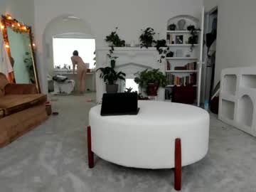 webcam girl pretendlunch live cam image #2415831