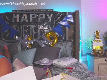 webcam girl theashleydaniels live cam image #967098