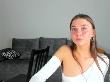 webcam girl lilly_mattsson live cam image #2565386